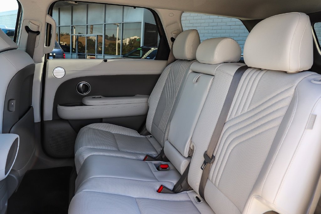 2026 Hyundai Palisade SEL Premium - Photo 18