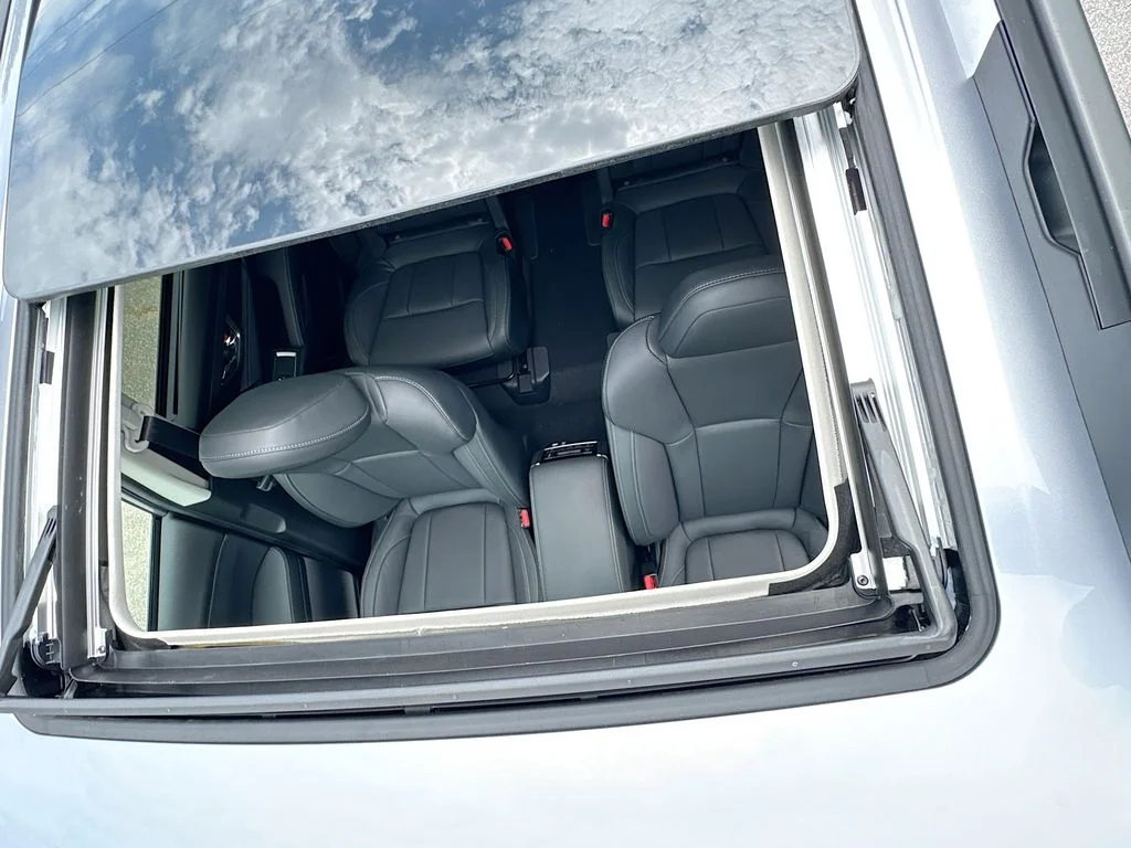 New 2026 ICE SILVER METALLIC Subaru Limited 7-Passenger image 27
