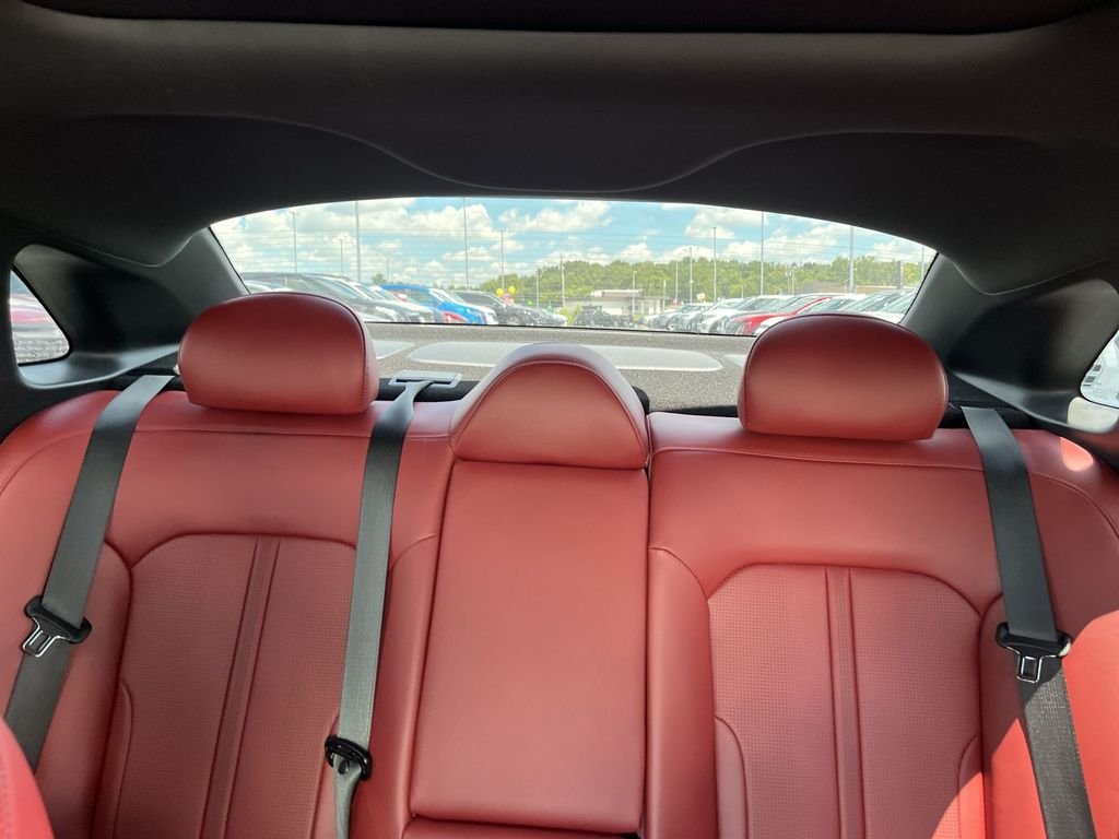 2025 Kia K5 GT-Line - Photo 13