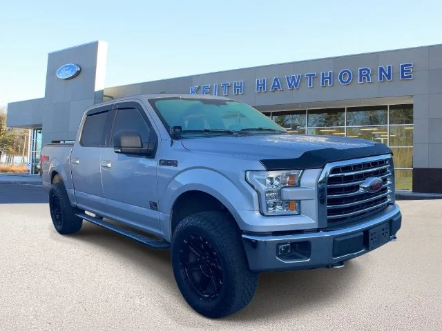 Used 2016 Ingot Silver Ford XLT image 1