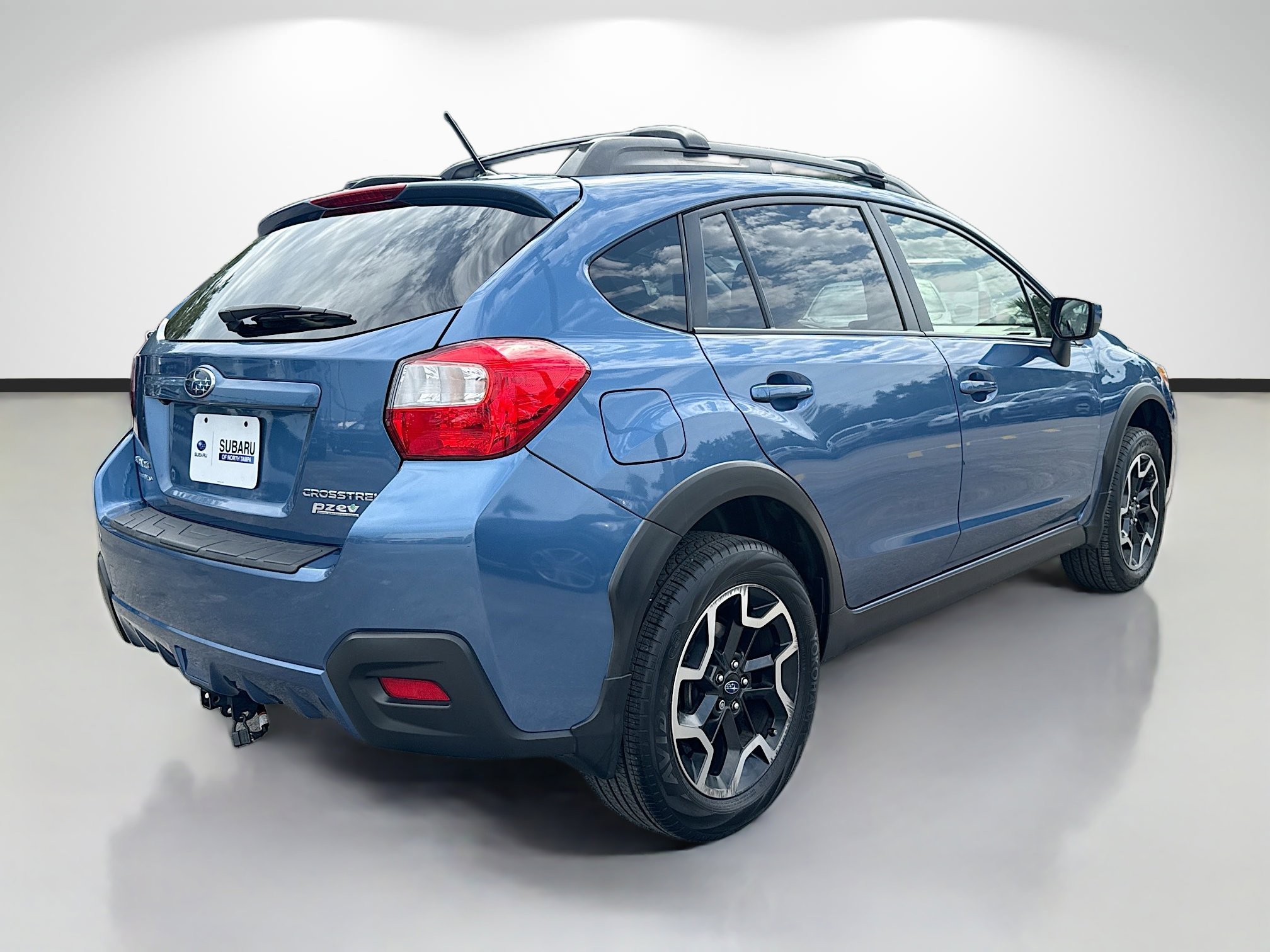 Used 2016 Quartz Blue Pearl Subaru Premium image 3