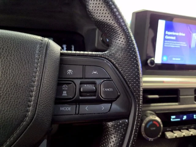 Used 2024  Toyota SR5 image 25