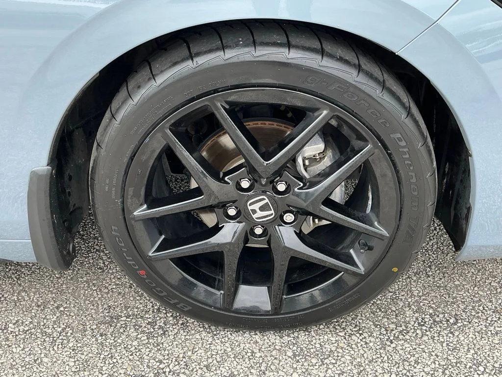 Used 2023  Honda Sport image 18