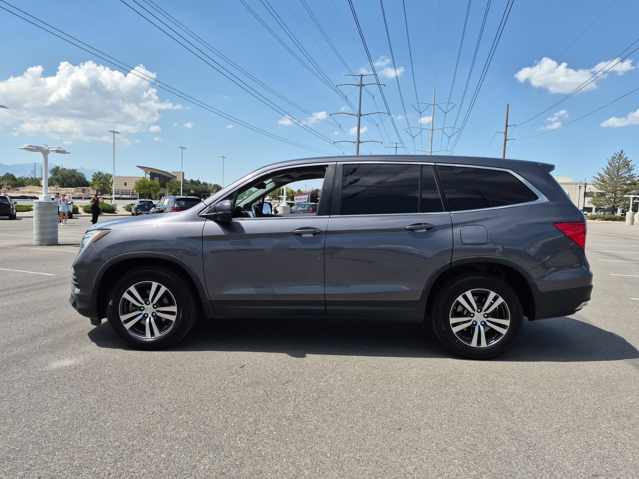 Used 2018 Black Honda EX-L image 7