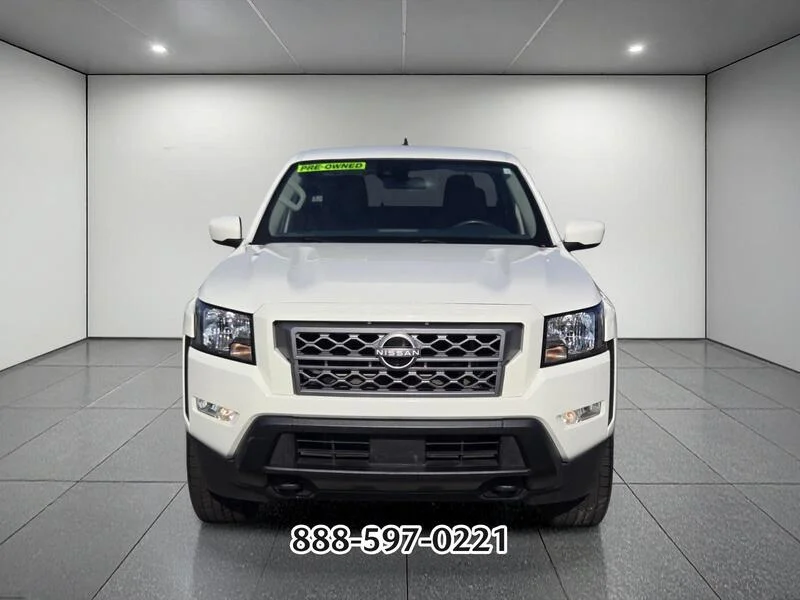 Used 2022 Glacier White NISSAN SV image 8