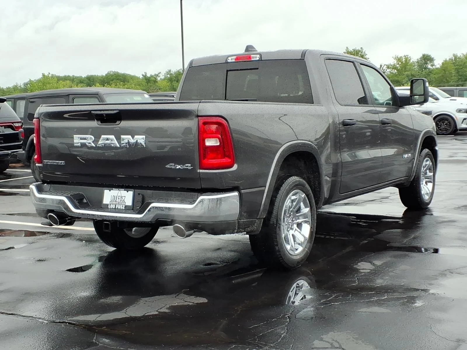 New 2026 Granite Crystal Metallic Clear-Coat Exterior Paint RAM Big Horn/Lone Star image 16