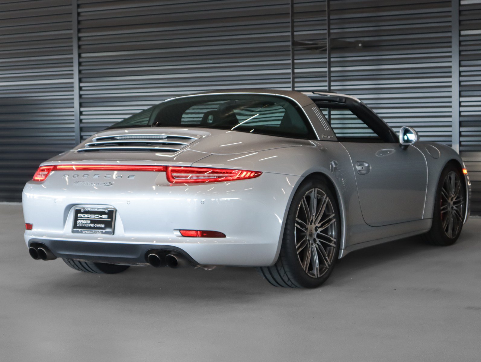 Certified Used 2015 Rhodium Silver Metallic Porsche Targa 4S image 10