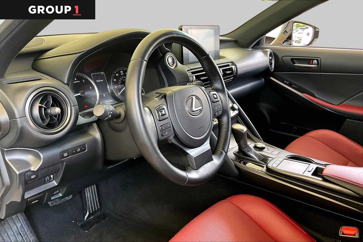 Certified Used 2025 ULTRA WHITE Lexus F SPORT Design image 16