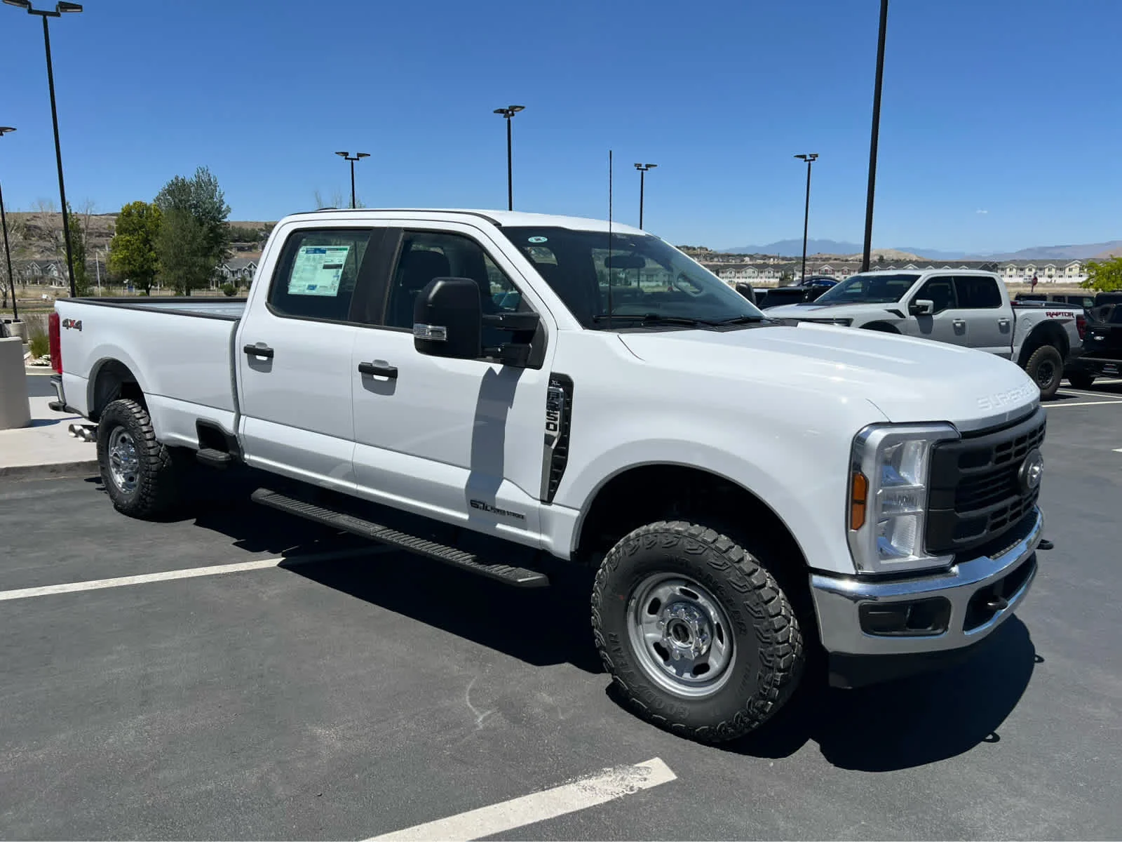 New 2026 Oxford White Ford XL image 5