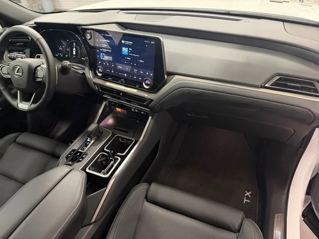 New 2026 Beige Lexus 550h+ Luxury image 12