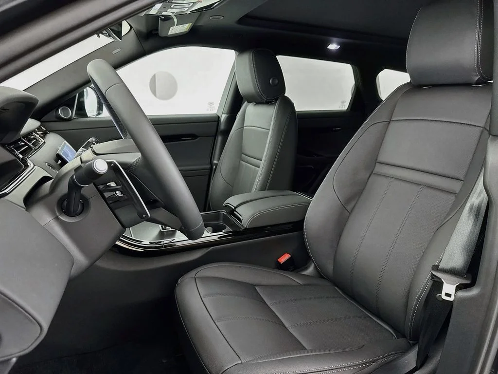 New 2026 Carpathian Grey Land Rover Hoxton Edition image 21