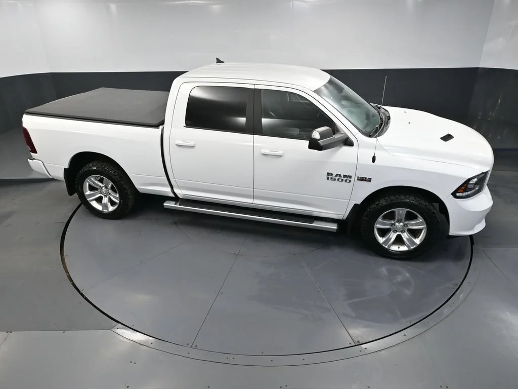 Used 2018 White Ram Sport image 47