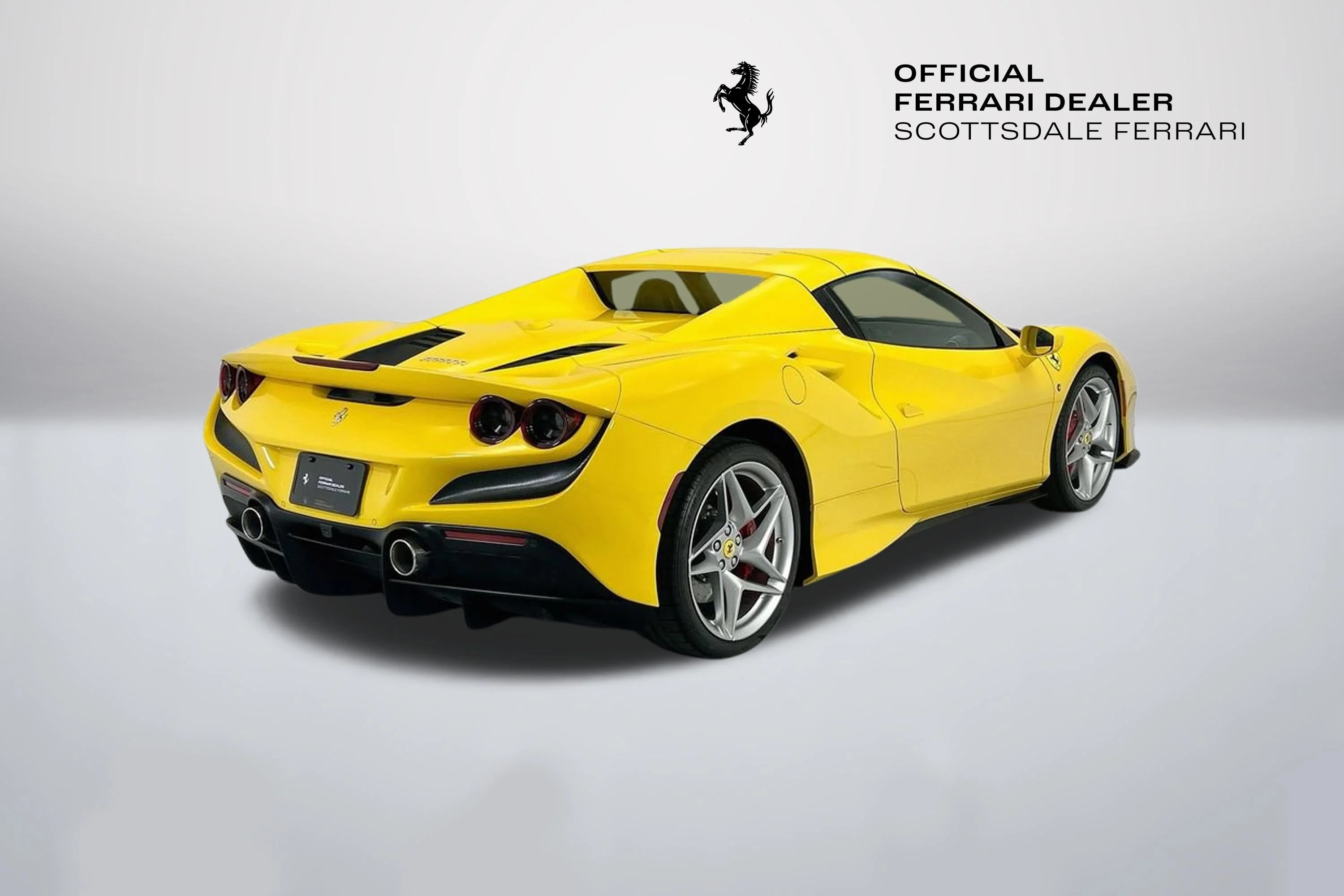 Used 2022 Giallo Modena Ferrari  image 13