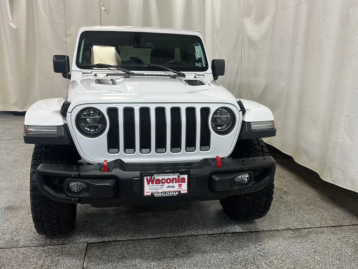 Used 2020 Bright White Clearcoat Jeep Rubicon image 8