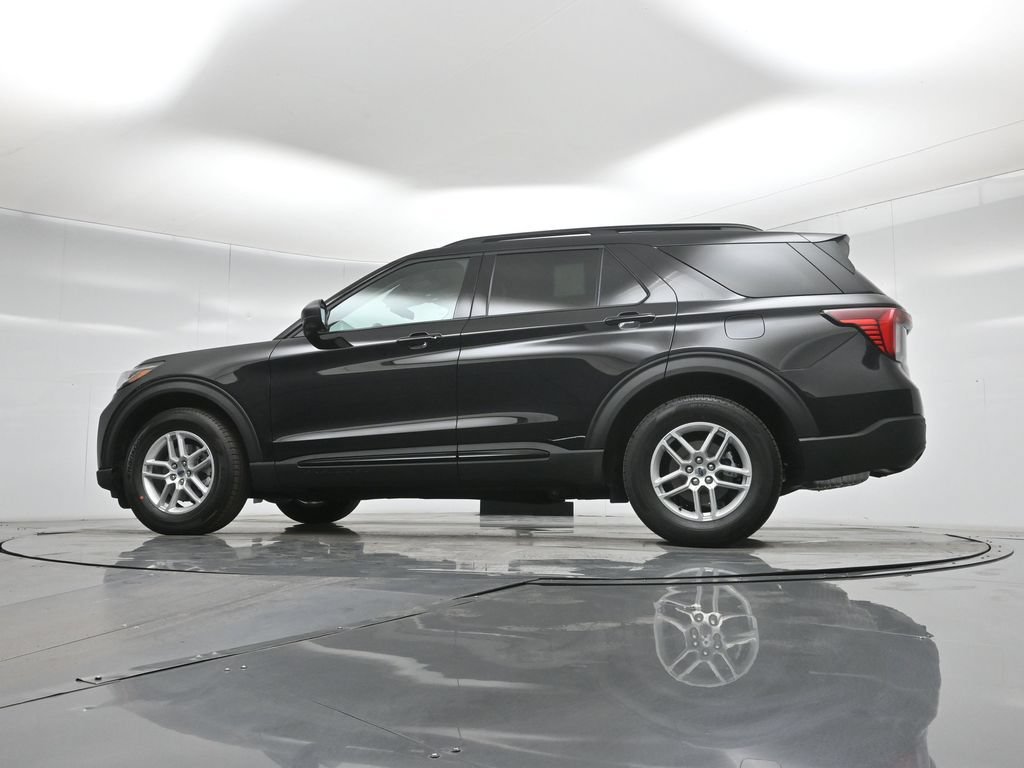 New 2026 Agate Black Metallic Ford Active image 49