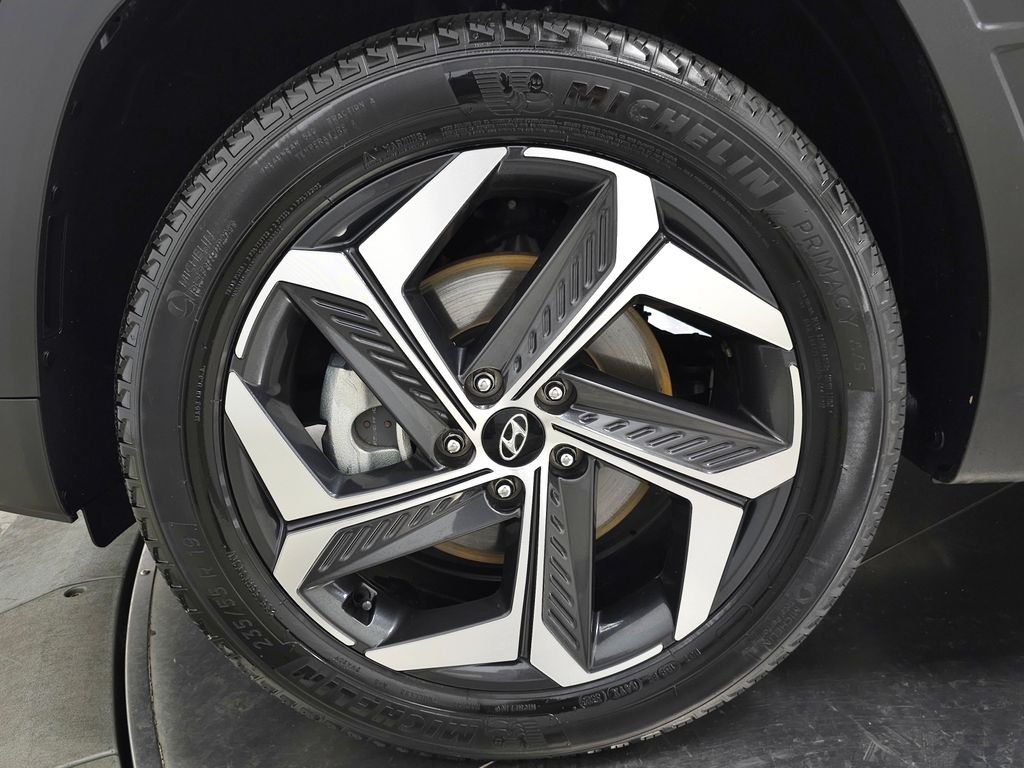 Certified Used 2024 Black Pearl Hyundai Limited image 12