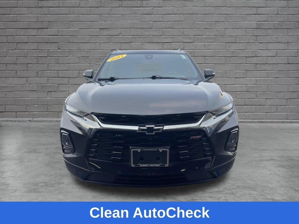 Used 2019 BLACK Chevrolet RS image 2