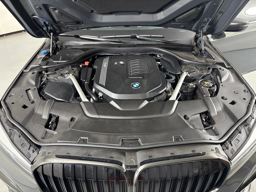 Used 2021 Gray BMW 740i image 46