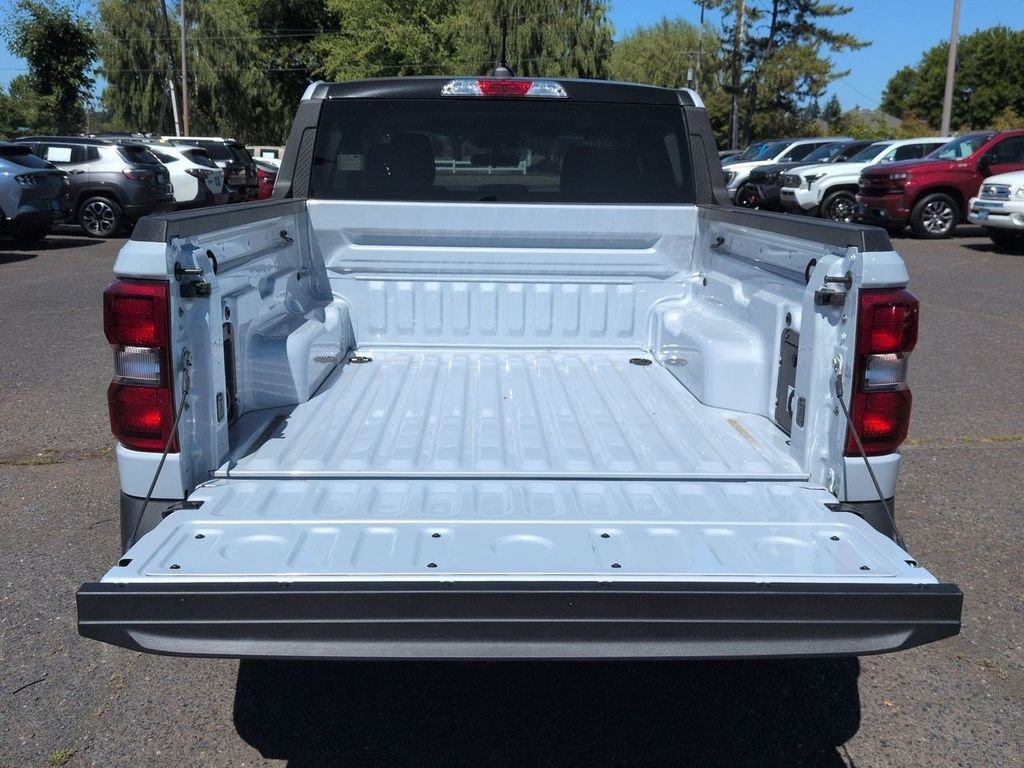 New 2026 Space White Metallic Ford XLT image 58