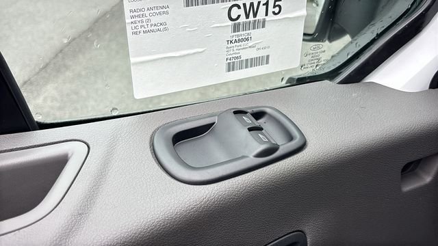 New 2026 Oxford White Ford Base image 8