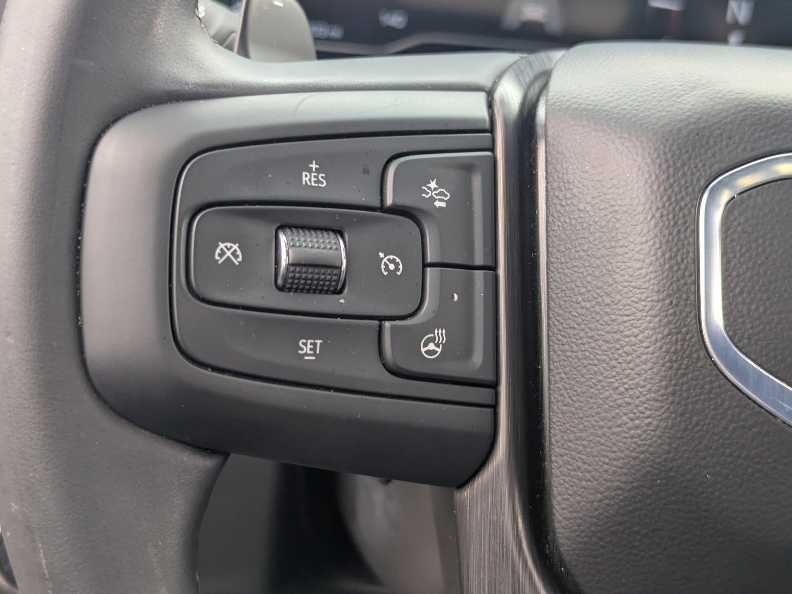 Used 2024 Onyx Black GMC AT4 image 28