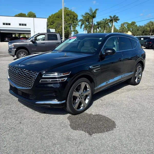Used 2023 Black Genesis 3.5T image 1