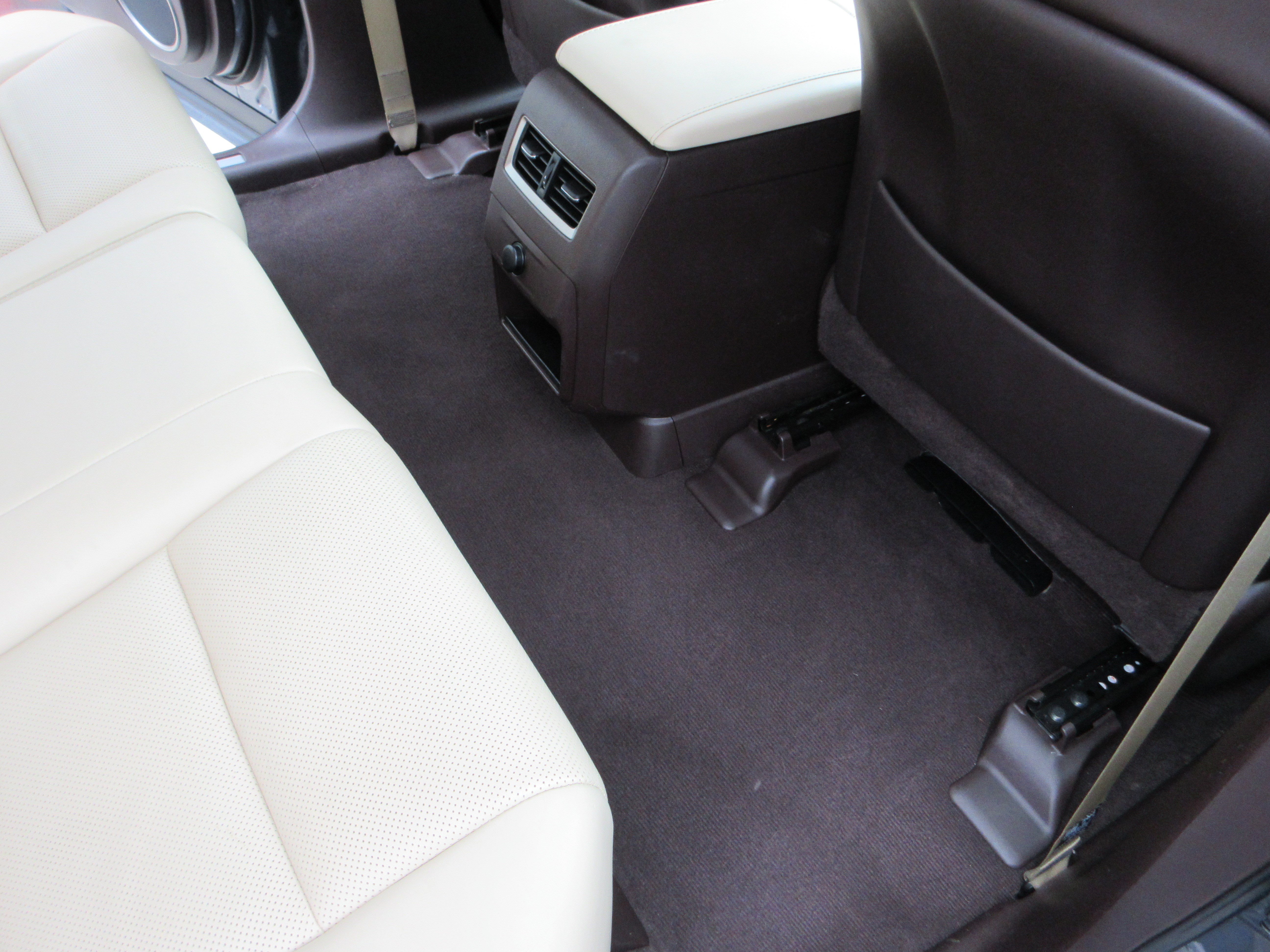 Used 2016 Nebula Gray Pearl Lexus 450h image 20