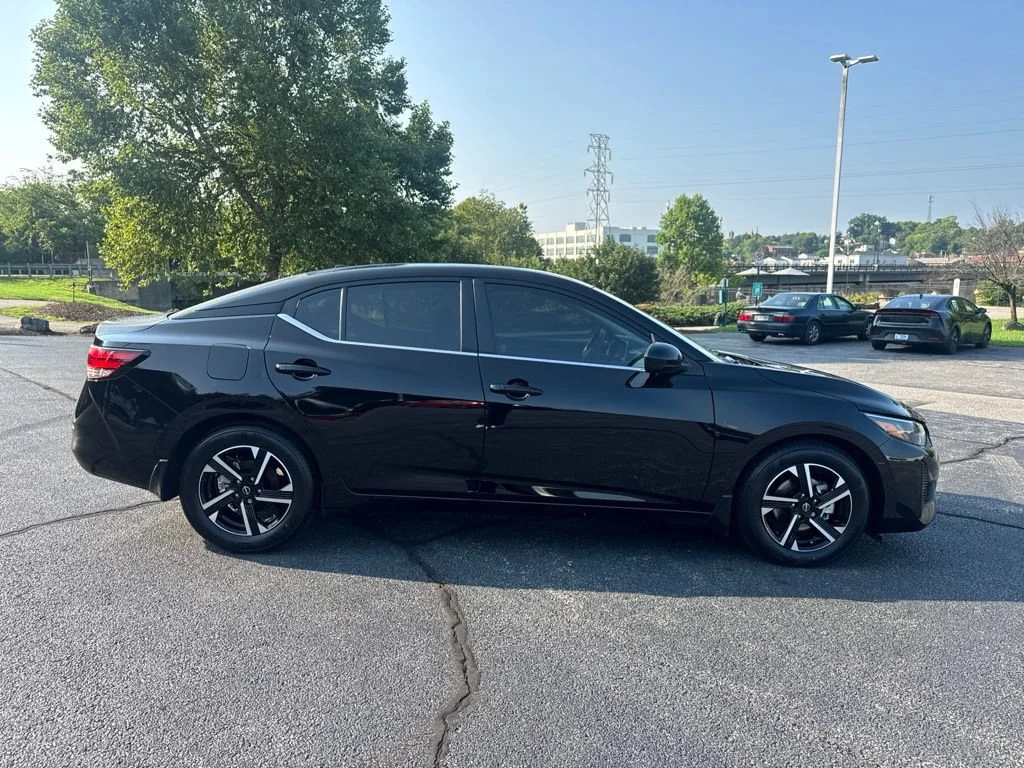 Used 2025 Super Black Nissan SV image 9