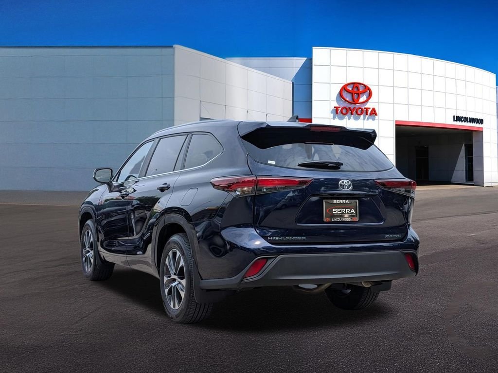Used 2026  Toyota XLE image 13