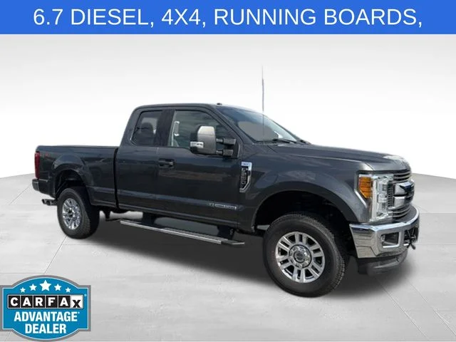 Used 2017 Gray Ford XLT image 1
