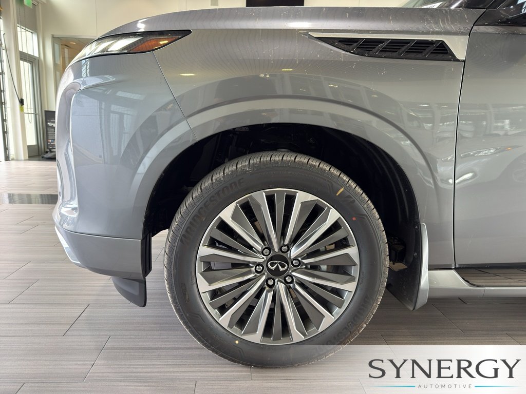 New 2027 Dynamic Metal INFINITI LUXE image 8