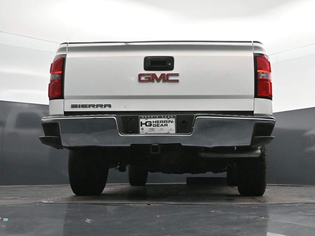 Used 2016 White GMC Base image 36