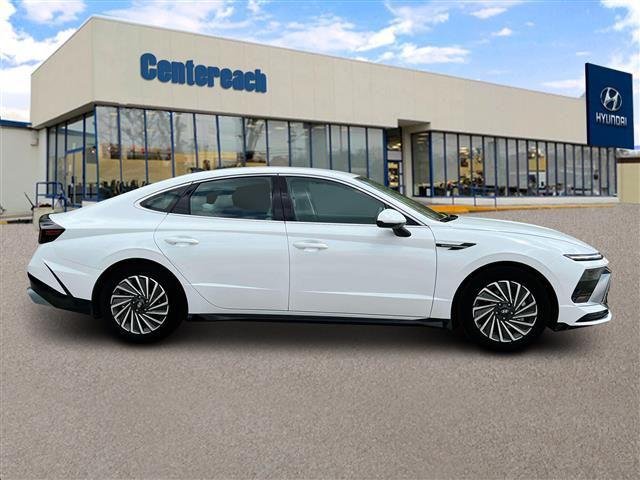 New 2024 Serenity White Hyundai SEL image 9
