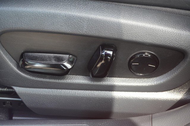 Used 2024  Lexus UX 250h F SPORT Handling image 19