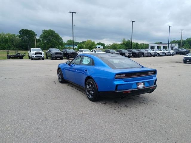 2026 Dodge Charger R/T - Photo 6