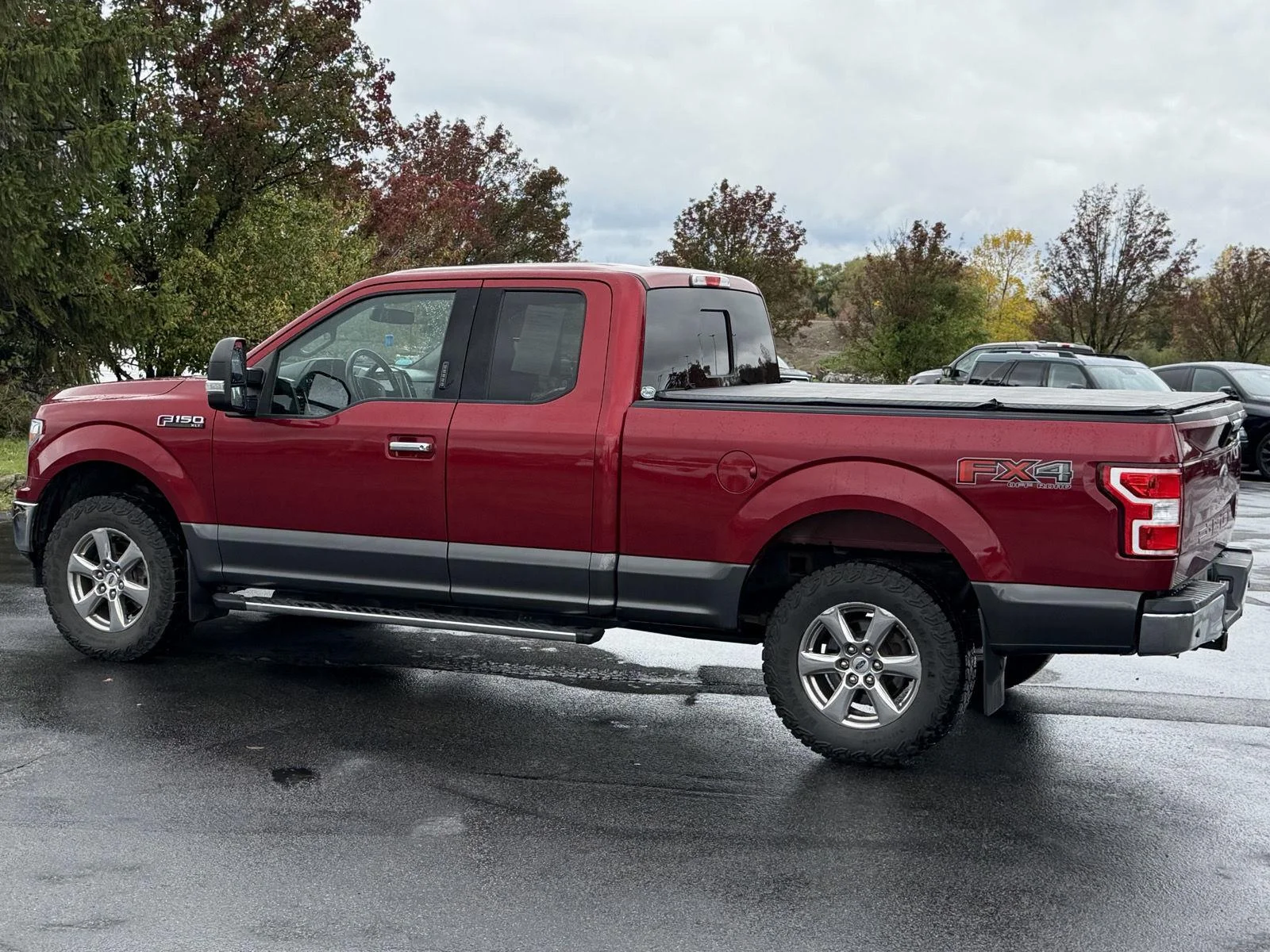 Used 2019 Ruby Red Metallic Tinted Clearcoat/Magnetic Ford XLT image 5