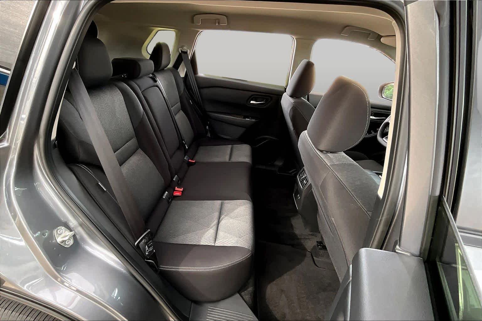 Used 2025 Gun Metallic Nissan SV image 20