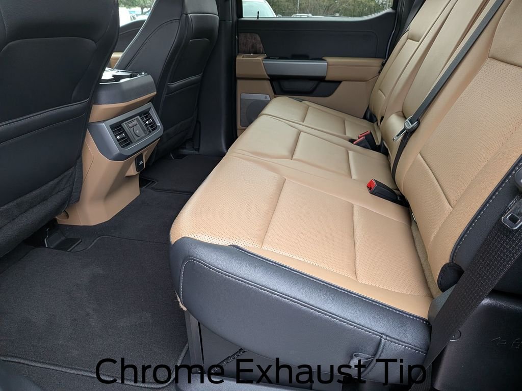New 2026 Glacier Gray Metallic Tri-Coat Ford F-250® Lariat® image 33