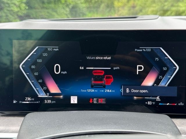 Used 2025 Copper Metallic BMW xDrive40i image 27