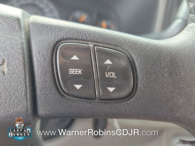 Used 2006 Gray GMC SLT image 29