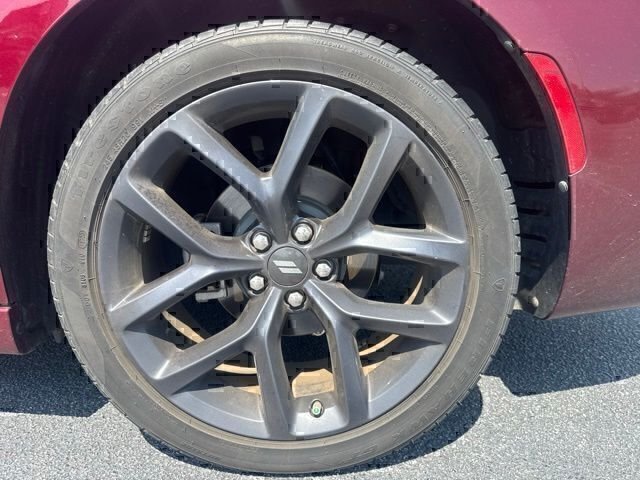 Used 2023 Red Dodge SXT image 10