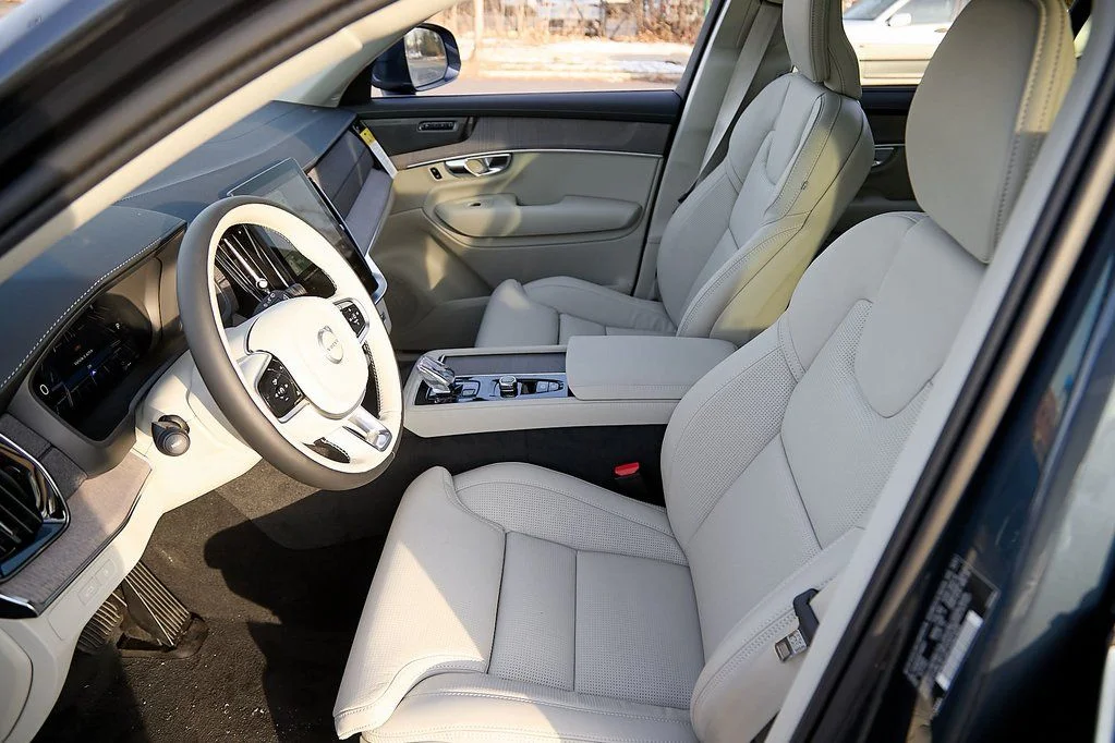 New 2026 Denim Blue Volvo Ultra image 13