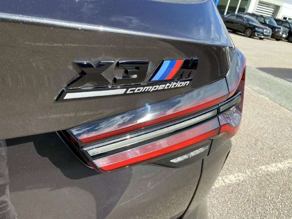 Used 2023 Gray BMW M image 5