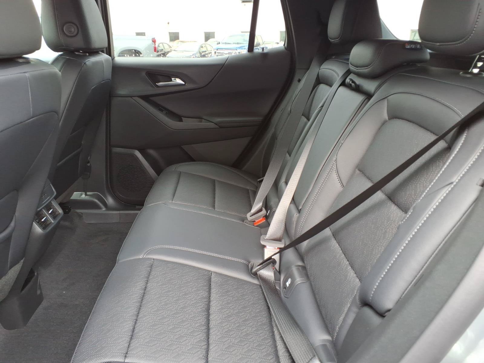 New 2027 Sterling Gray Metallic Chevrolet LT image 7