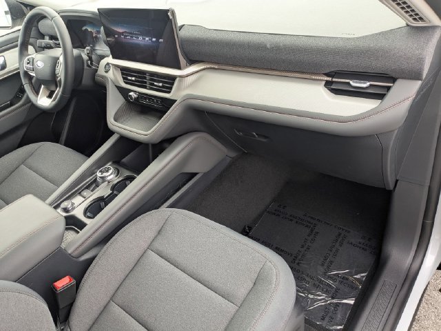 New 2026 Space White Metallic Ford Active image 23