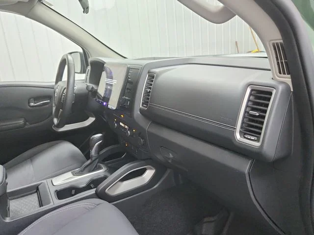 Used 2023 Green Nissan SV image 35