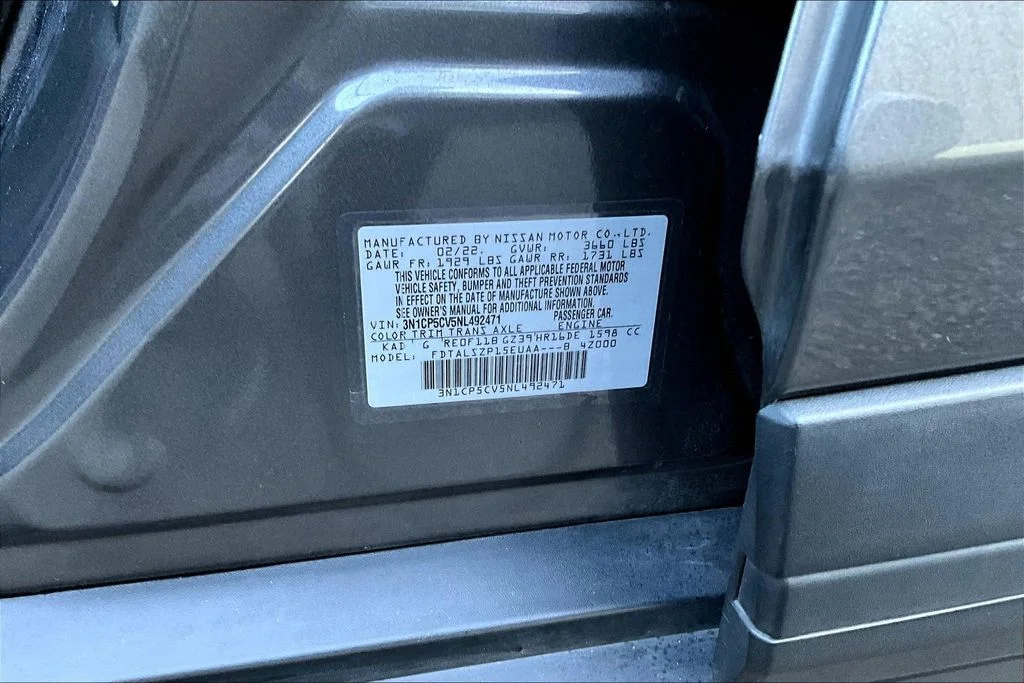 Used 2022 Gray Nissan SV image 19