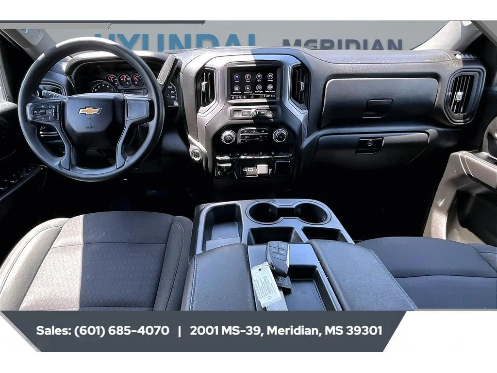 Used 2024 Summit White Chevrolet Custom image 13