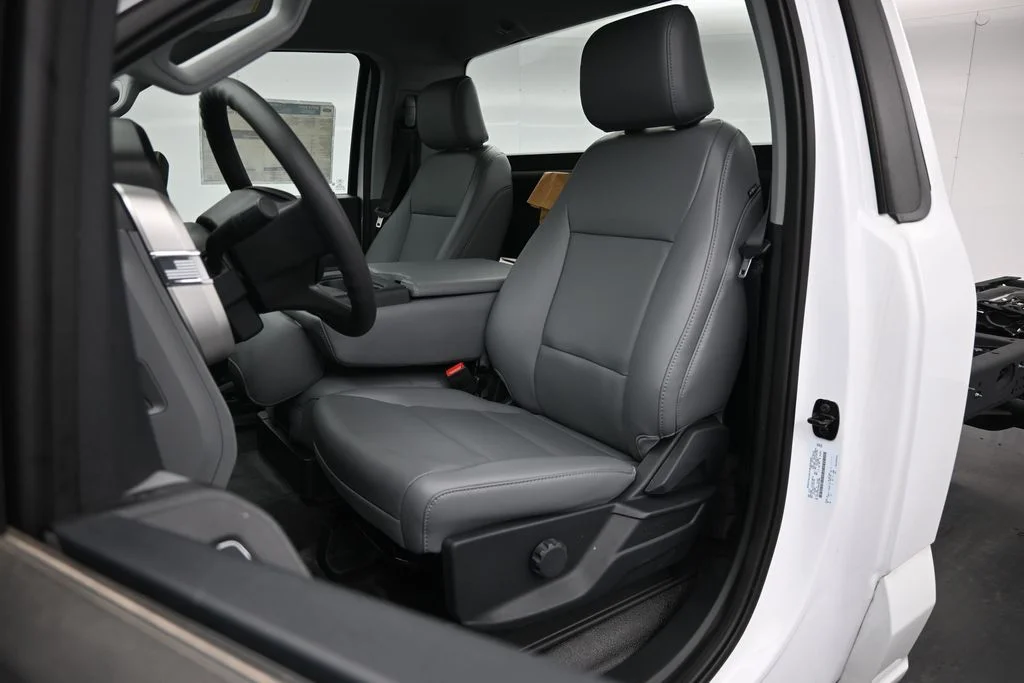 New 2025 White Ford XL image 11