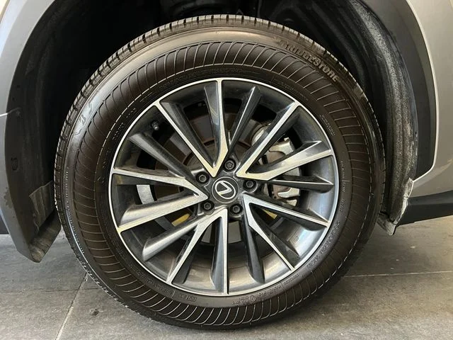 Certified Used 2025 Atomic Silver Lexus 350 Premium image 12